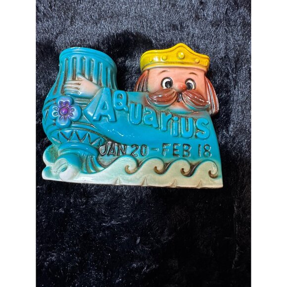 Vintage Royal Crown Aquarius Zodiac Ceramic Coin Bank Japan - Picture 2 of 5
